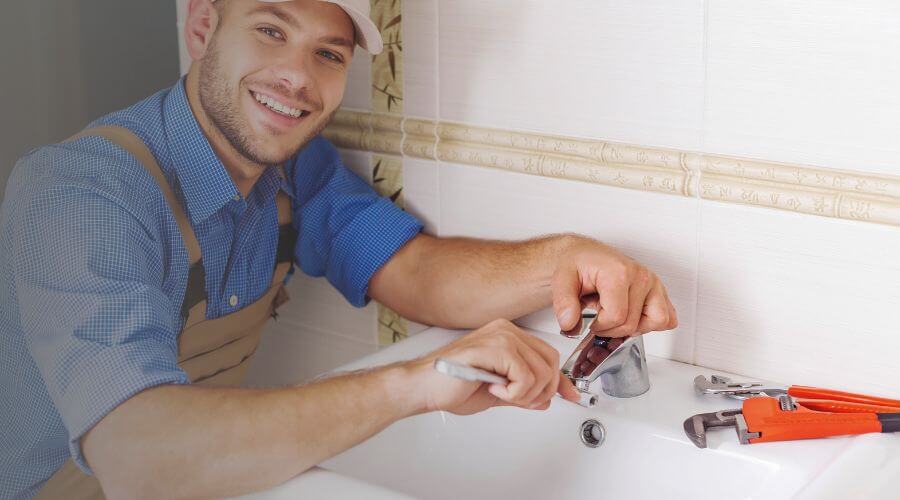 Handle or spout repair in Herrin, IL